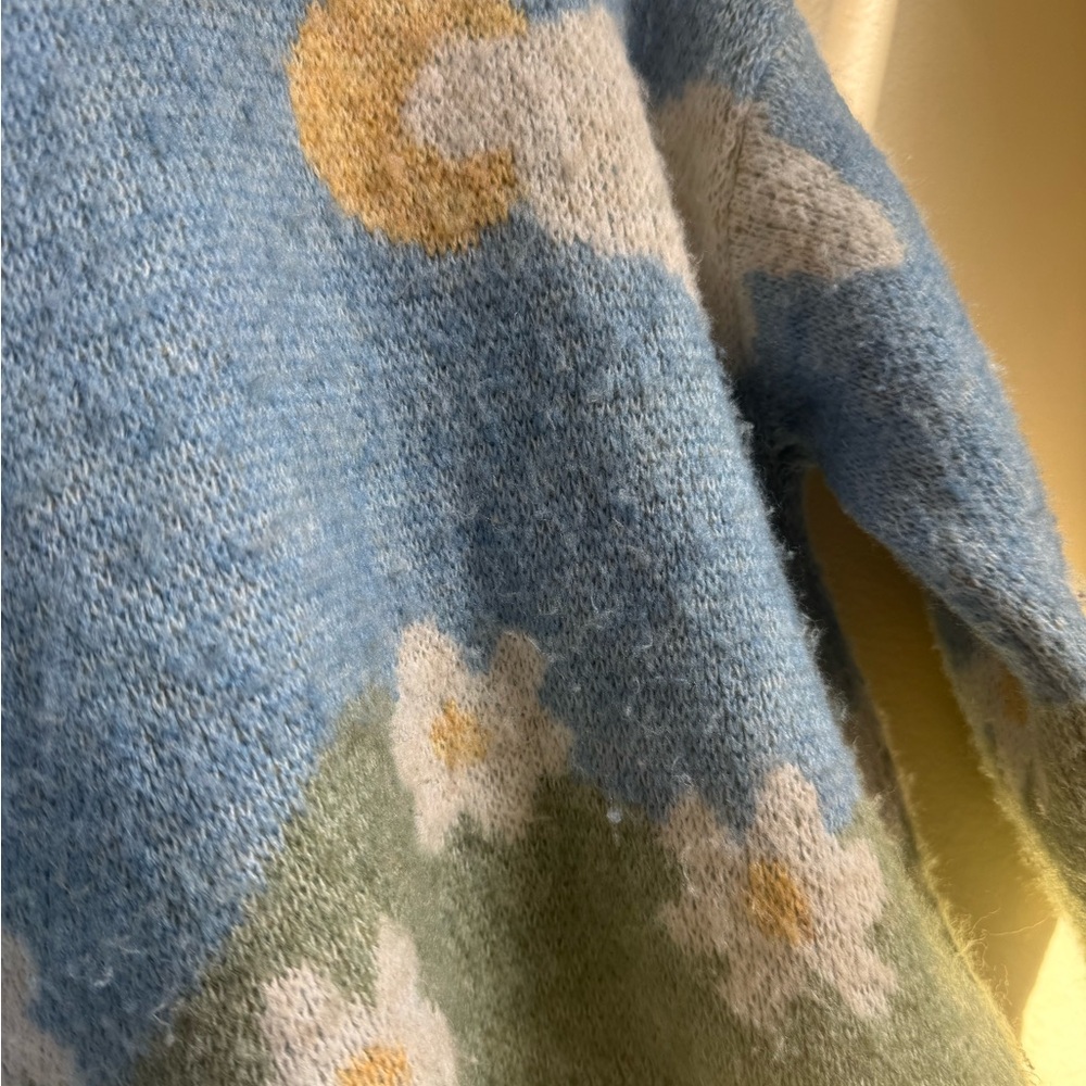 Zara landscape sweater! - Picture 3 of 4